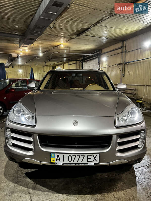 Porsche Cayenne (2007)