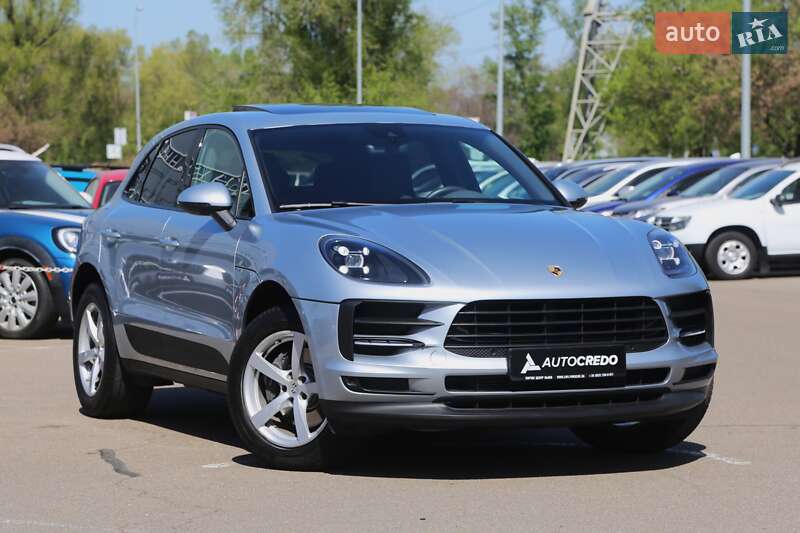 Porsche Macan (2019)