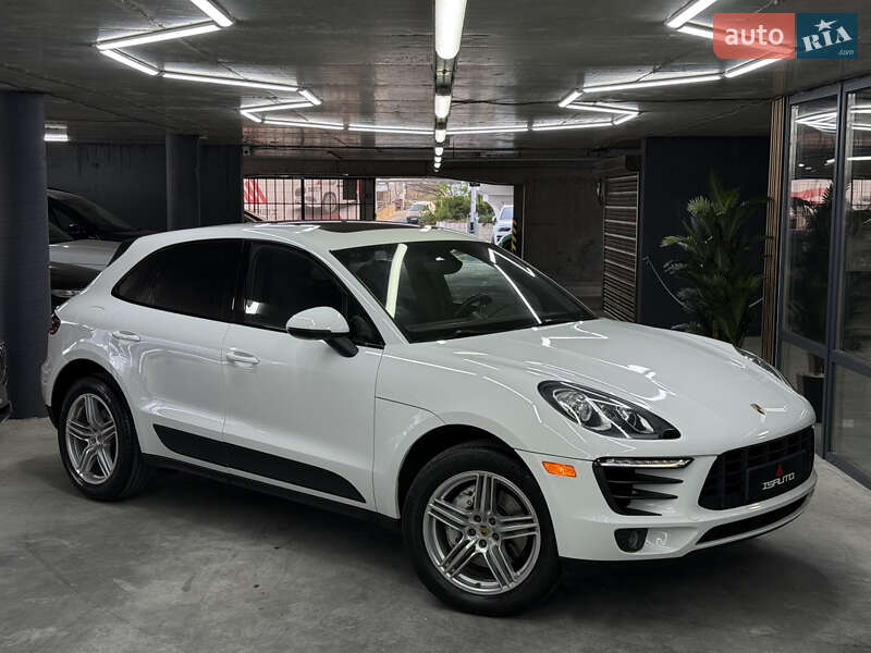 Porsche Macan (2014)