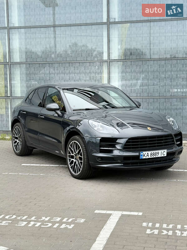 Porsche Macan (2020)