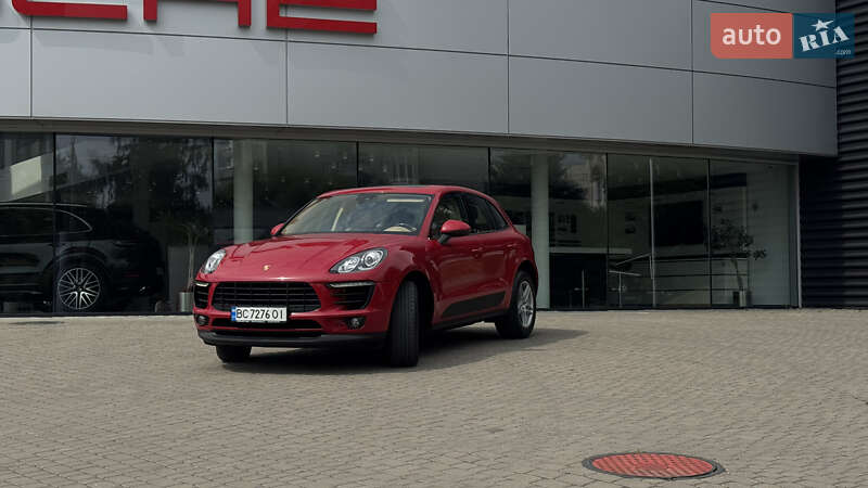 Porsche Macan (2017)