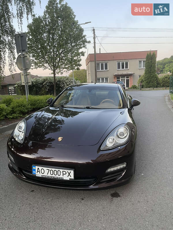 Porsche Panamera (2012)
