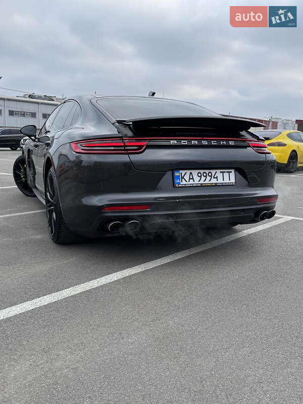 Porsche Panamera (2018)