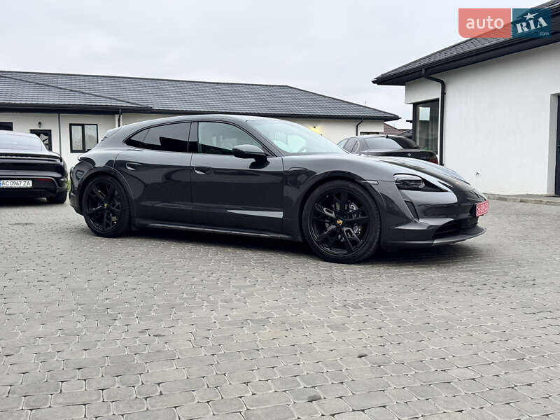 Porsche Taycan cross turismo (2022)
