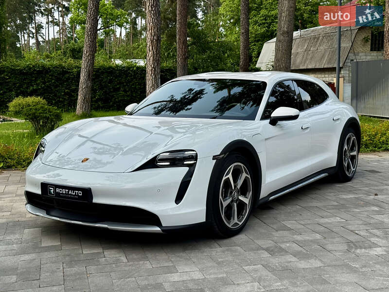 Porsche Taycan cross turismo (2021)