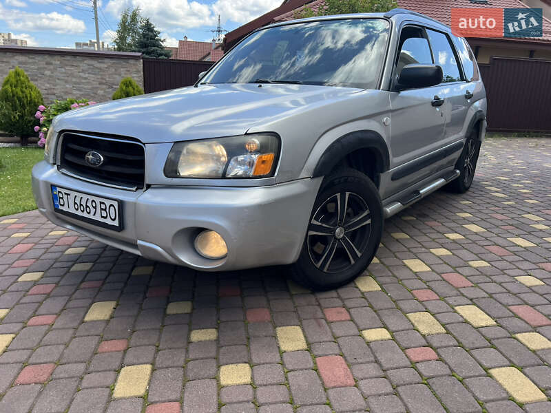 Subaru Forester (2005)