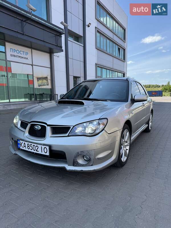Subaru Impreza wrx (2006)