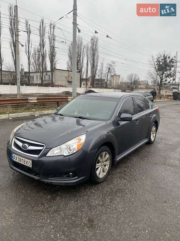 Subaru Legacy (2012)