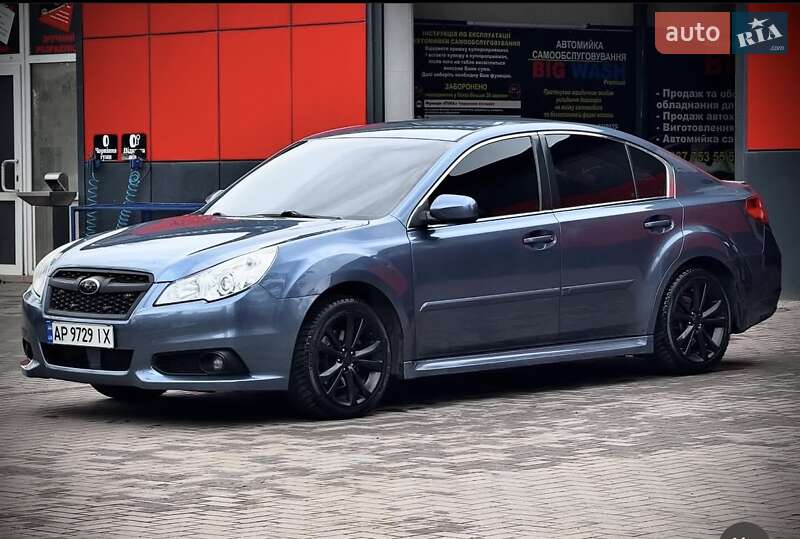 Subaru Legacy (2013)
