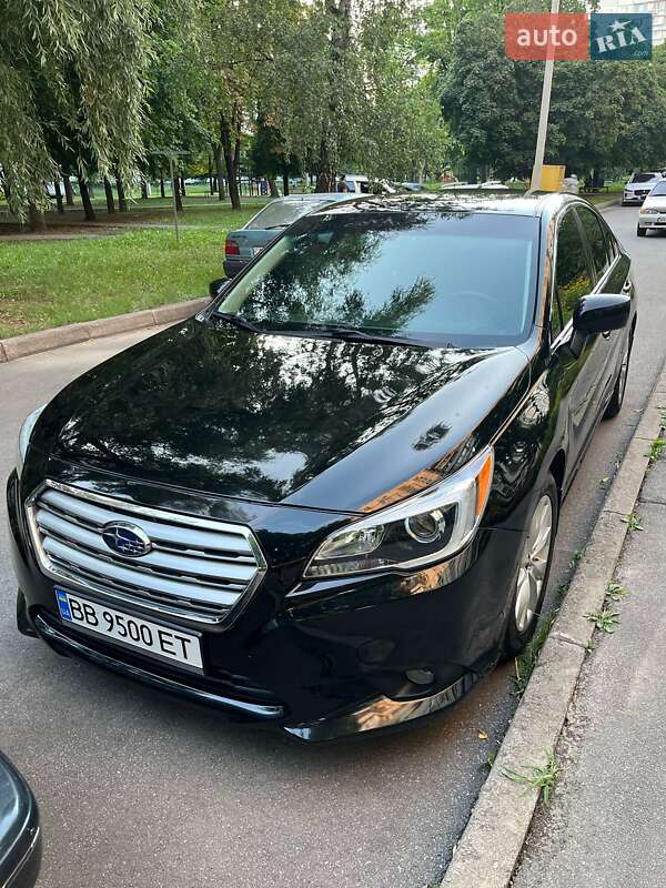 Subaru Legacy (2015)