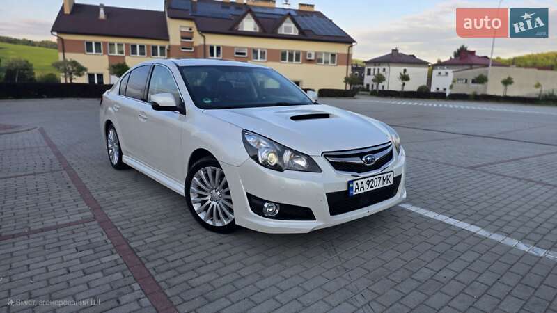 Subaru Legacy (2012)