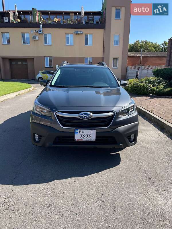 Subaru Outback (2019)