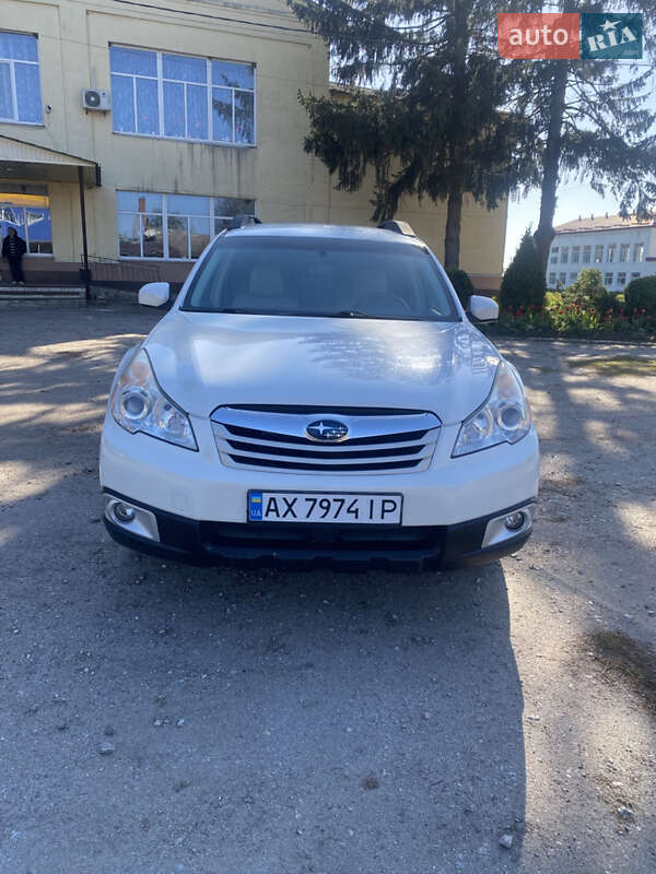 Subaru Outback (2012)