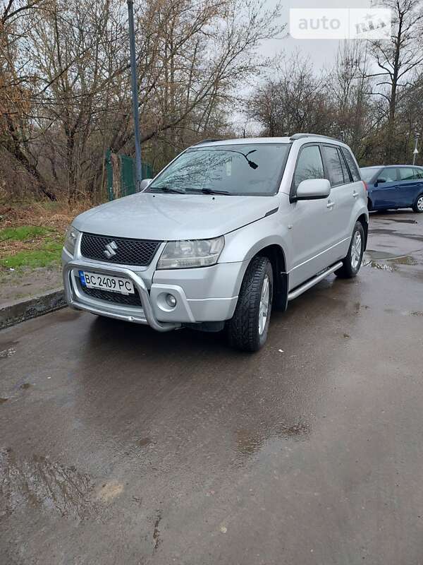 Suzuki Grand vitara (2006)