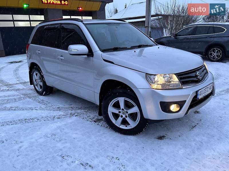 Suzuki Grand vitara (2015)