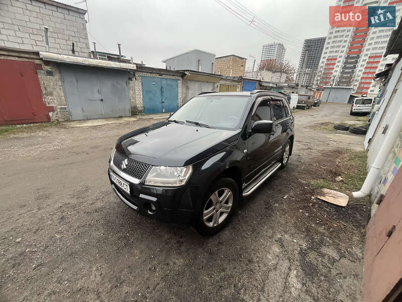 Suzuki Grand vitara (2006)