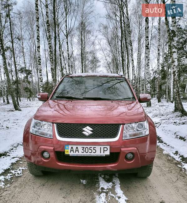Suzuki Grand vitara (2011)
