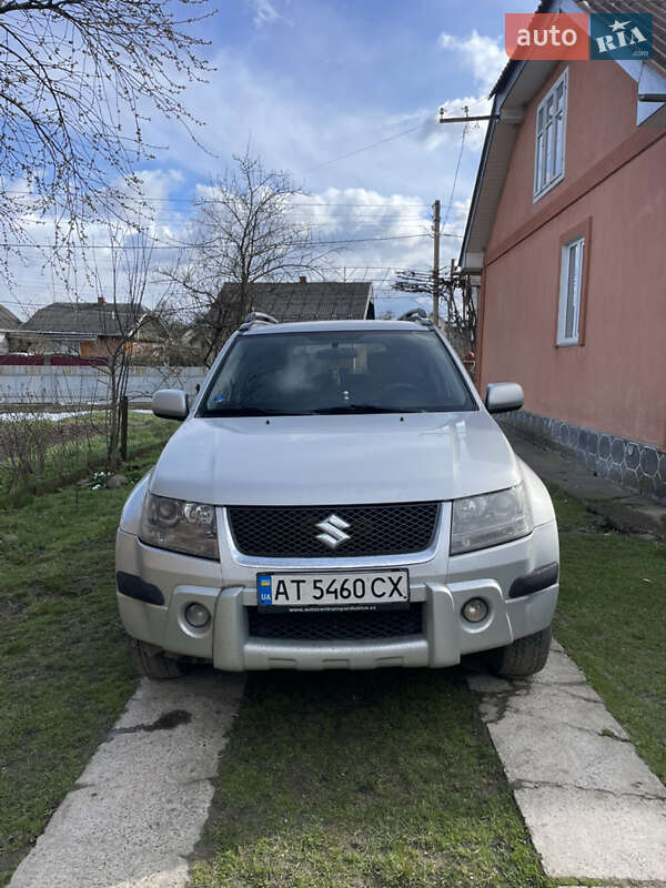 Suzuki Grand vitara (2008)