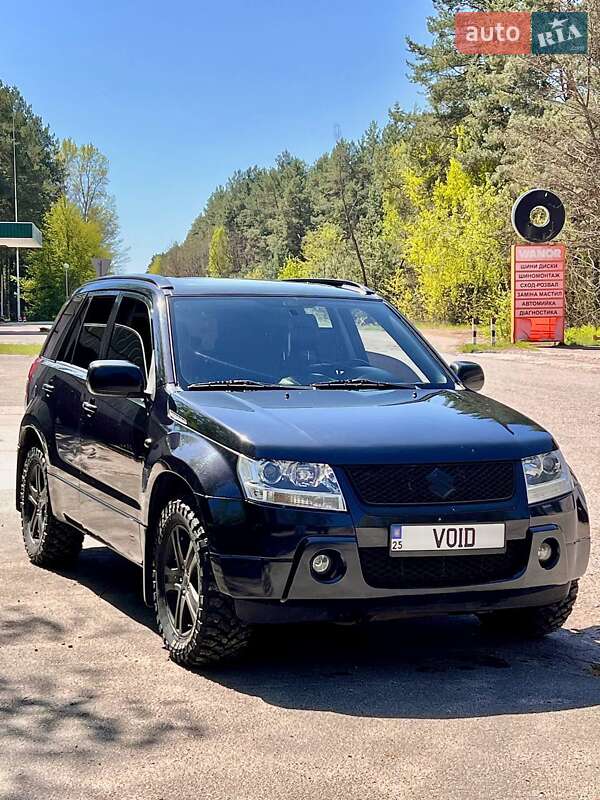 Suzuki Grand vitara (2008)