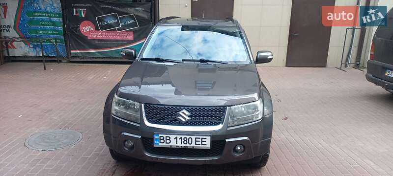 Suzuki Grand vitara (2008)