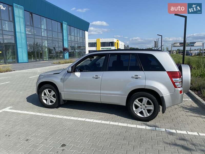 Suzuki Grand vitara (2006)