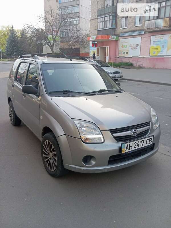 Suzuki Ignis (2003)