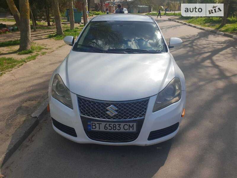 Suzuki Kizashi (2010)