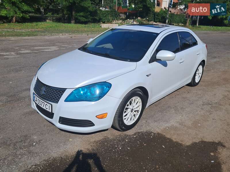Suzuki Kizashi (2010)