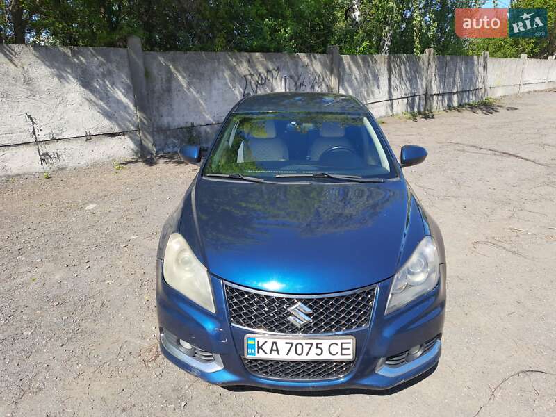 Suzuki Kizashi (2012)