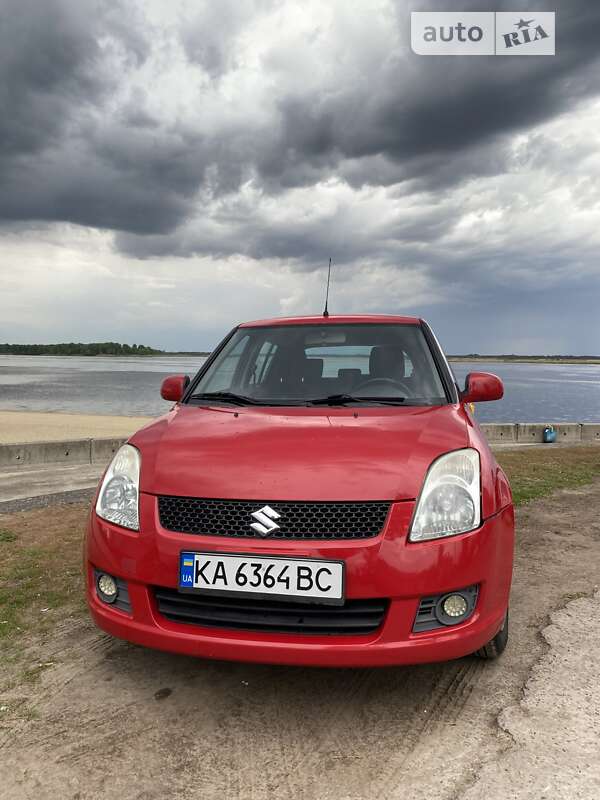 Suzuki Swift (2010)