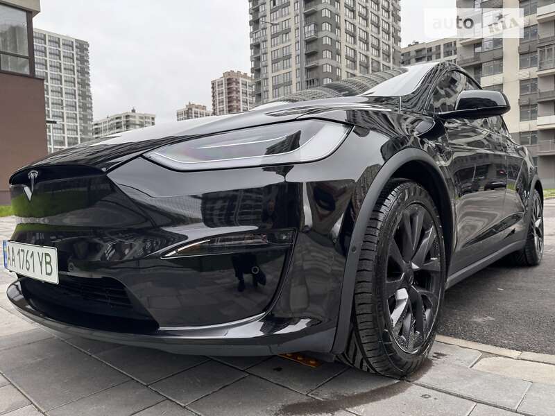 Tesla Model x (2022)