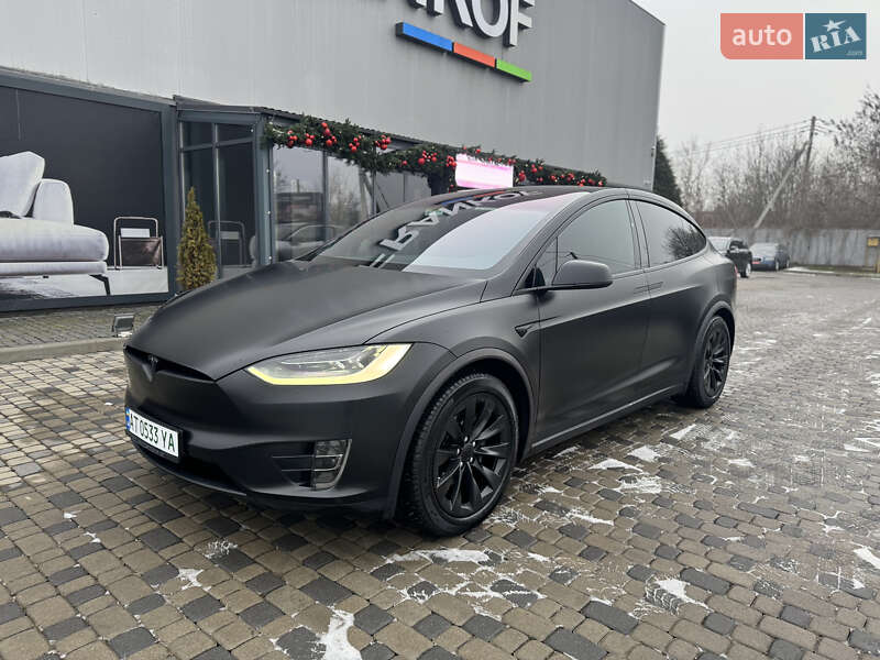 Tesla Model x (2019)