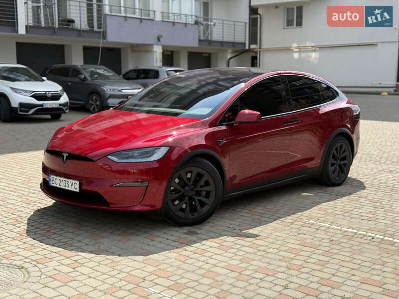 Tesla Model x (2023)