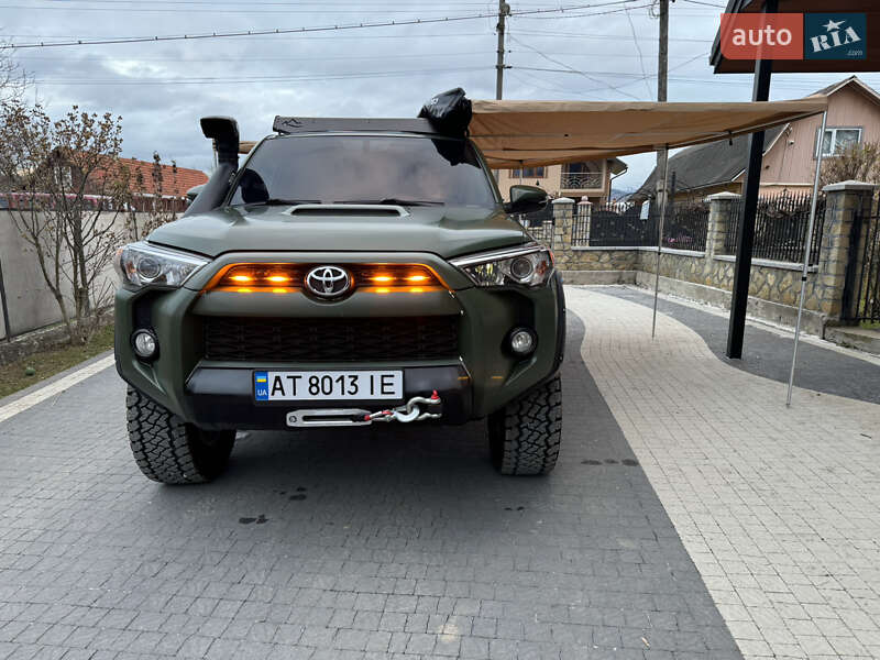 Toyota 4 runner (2017)