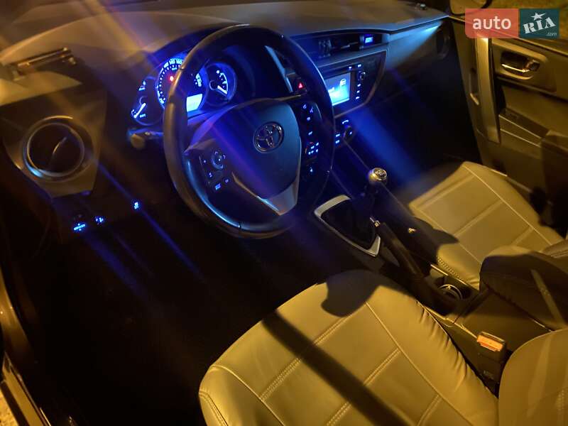 Toyota Auris (2014)