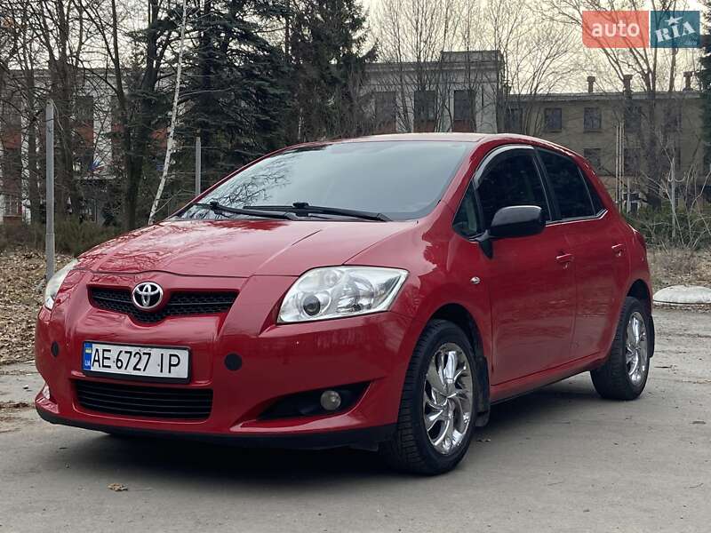 Toyota Auris (2008)