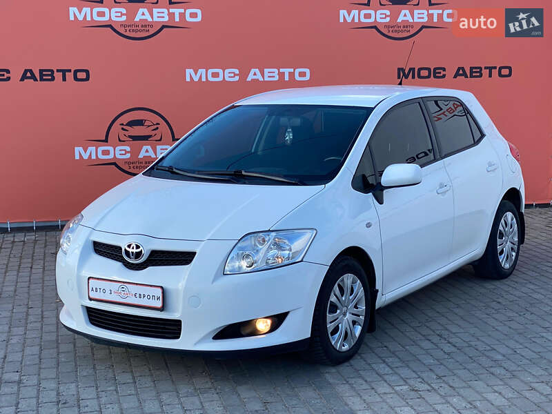 Toyota Auris (2008)