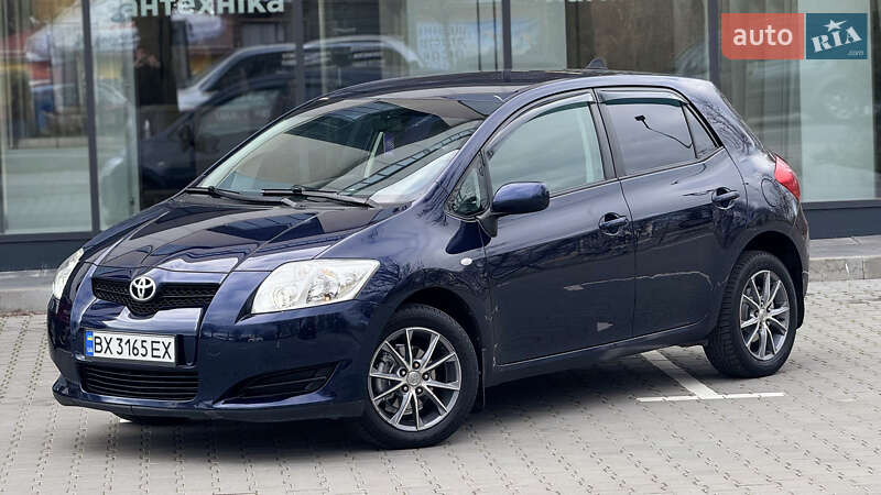 Toyota Auris (2008)