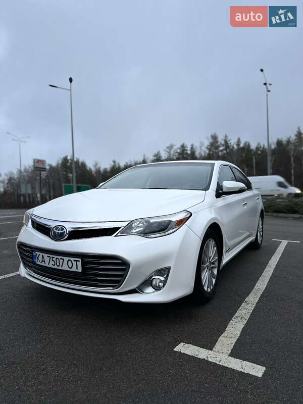 Toyota Avalon (2014)