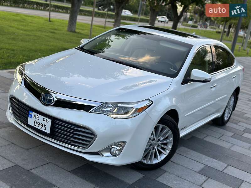 Toyota Avalon (2014)