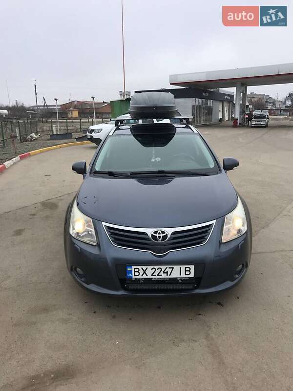 Toyota Avensis (2011)