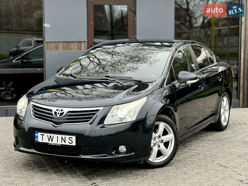 Toyota Avensis (2011)