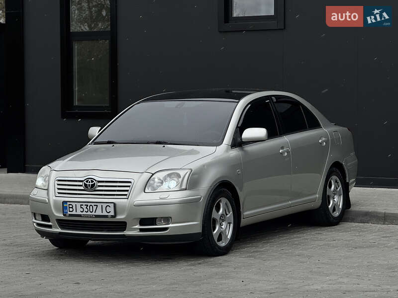 Toyota Avensis (2005)