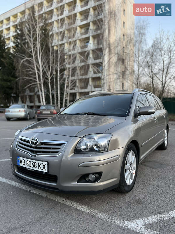 Toyota Avensis (2006)