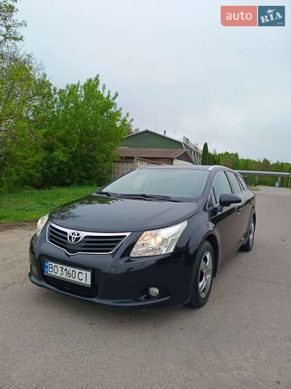 Toyota Avensis (2011)
