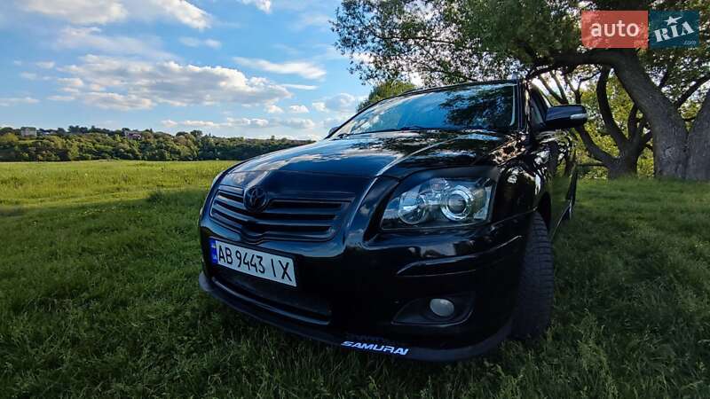 Toyota Avensis (2006)