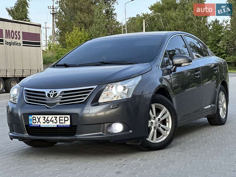 Toyota Avensis (2011)
