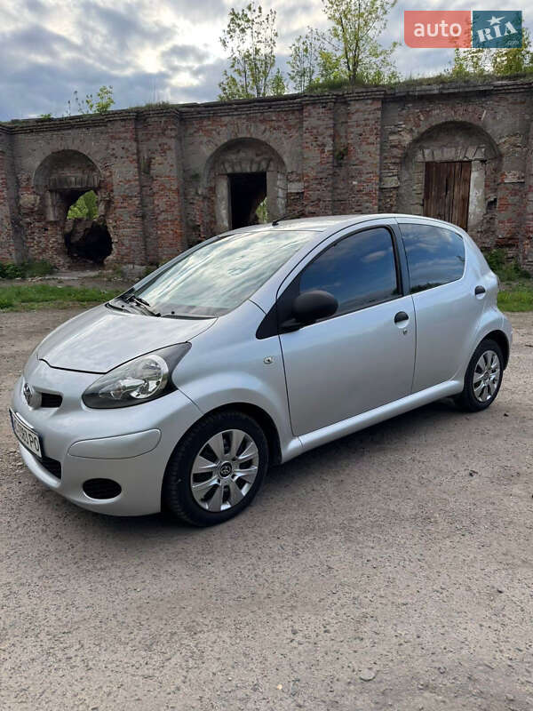 Toyota Aygo (2010)