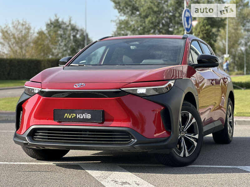 Toyota Bz4x (2023)