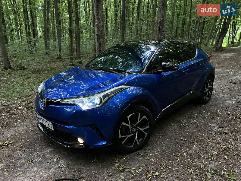 Toyota C-hr (2017)